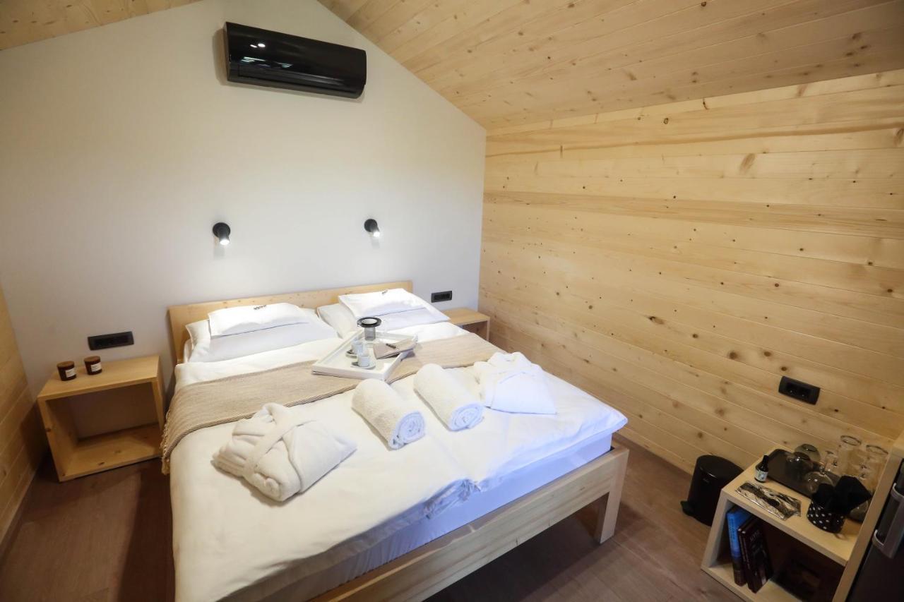 Отель Healthy House Glamping Копер Экстерьер фото