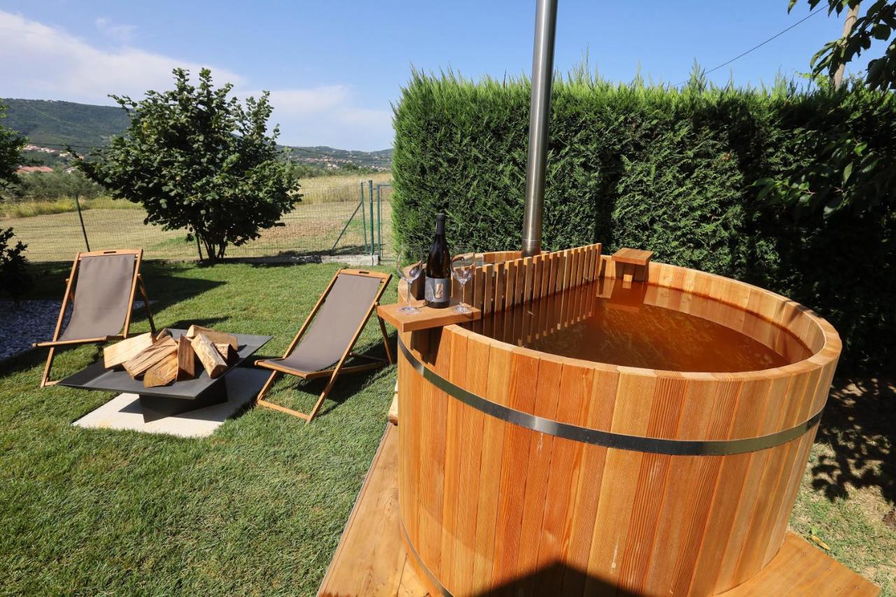 Отель Healthy House Glamping Копер Экстерьер фото